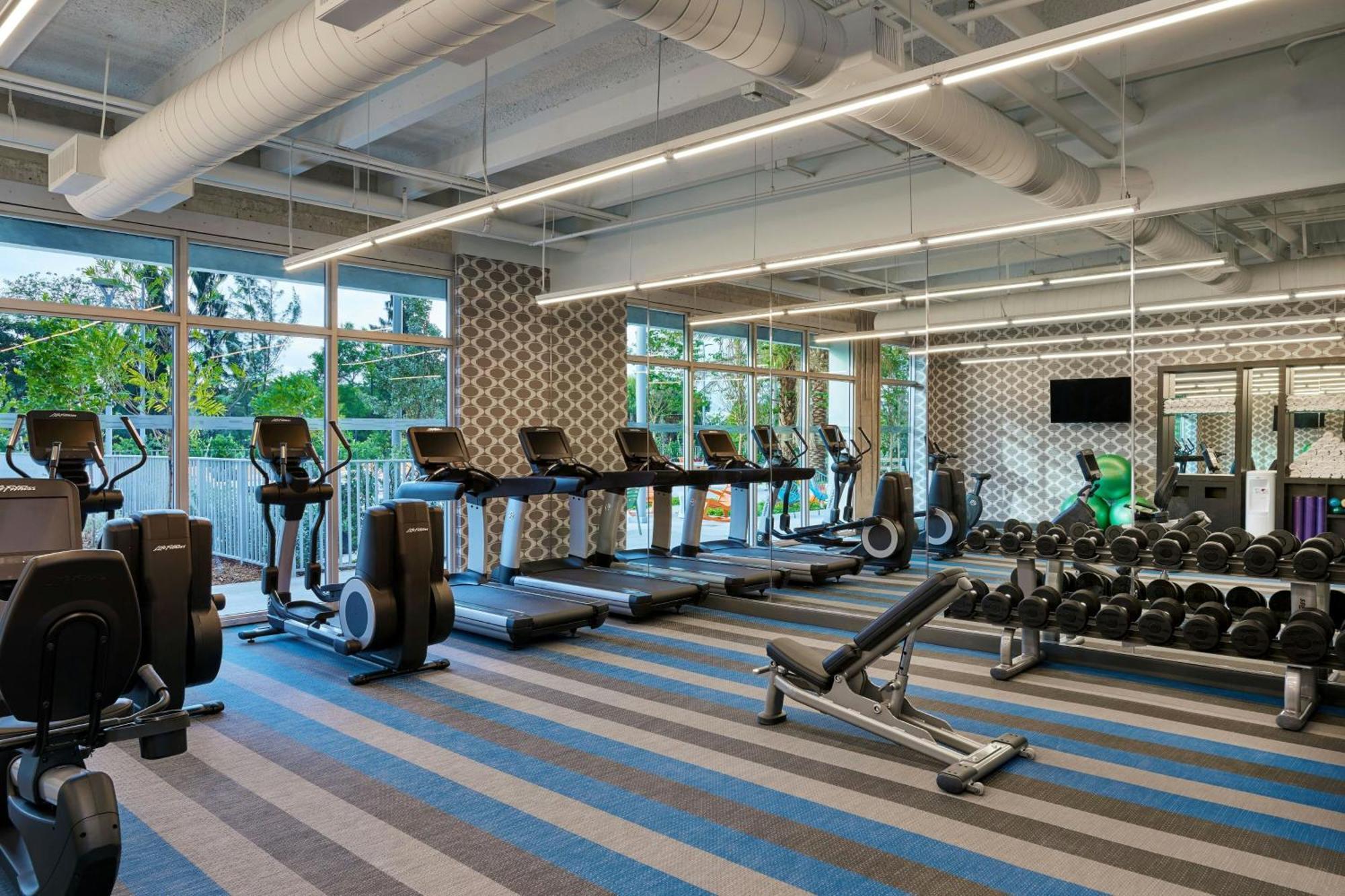 Aloft Miami Airport Hotel 3*
